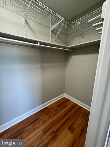 $1,900 | 12705 Dara Drive, Unit 302, Woodbridge, VA 22192