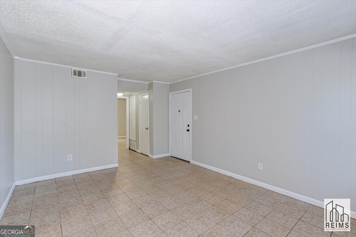 1232 12th Street, Unit F Augusta, GA 30901 - Photo 16 of 27 a view of an empty room
