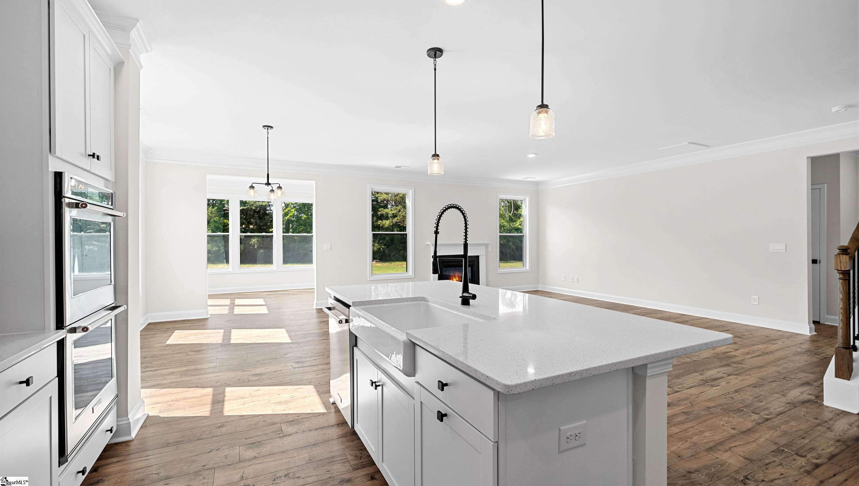 304 Oakmonte Circle Greenwood, SC 29649 - Photo 13 of 47