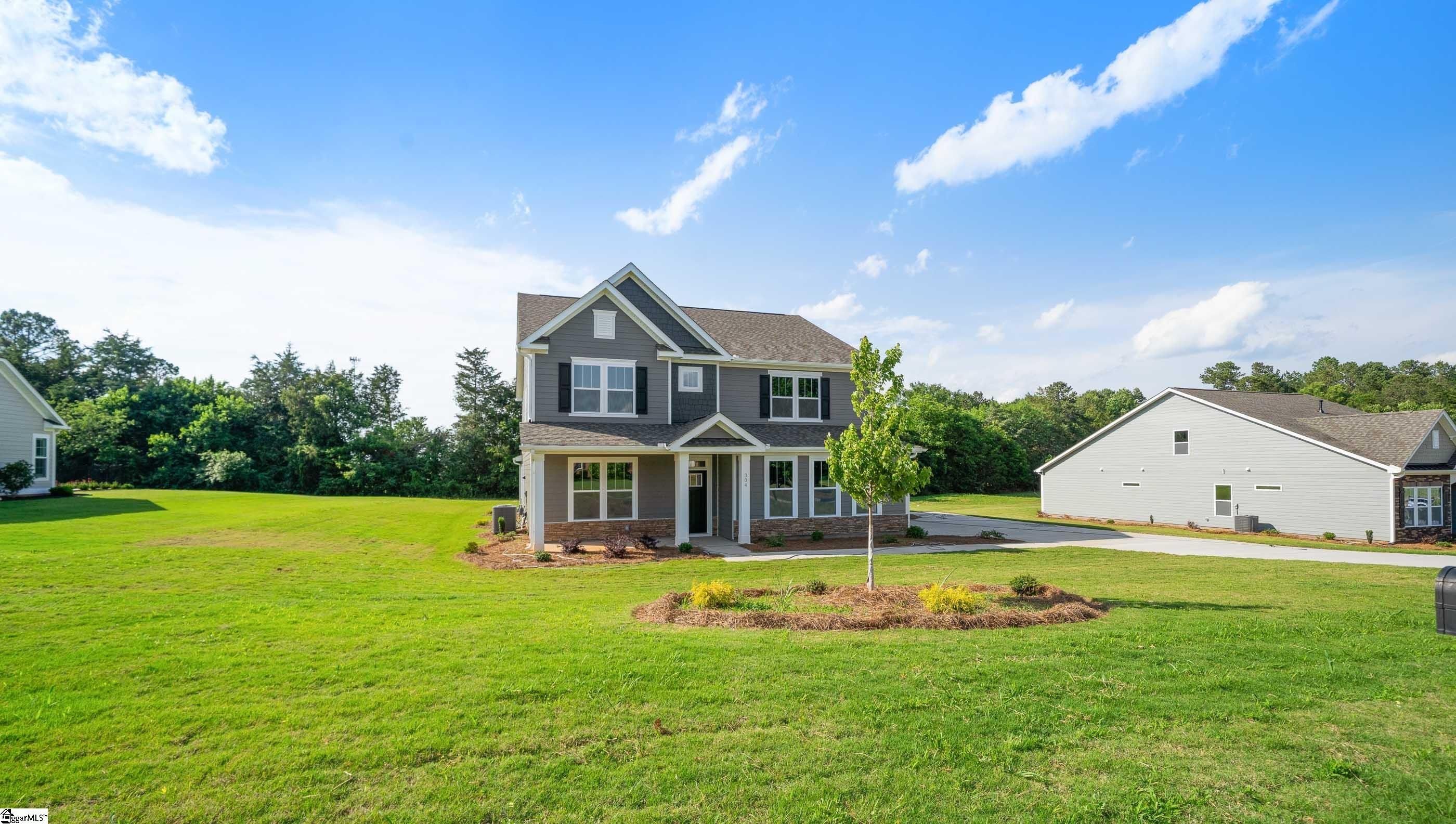 304 Oakmonte Circle Greenwood, SC 29649 - Photo 3 of 47