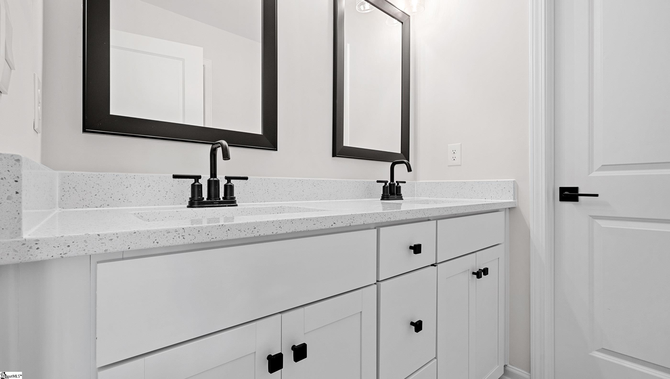 304 Oakmonte Circle Greenwood, SC 29649 - Photo 35 of 47