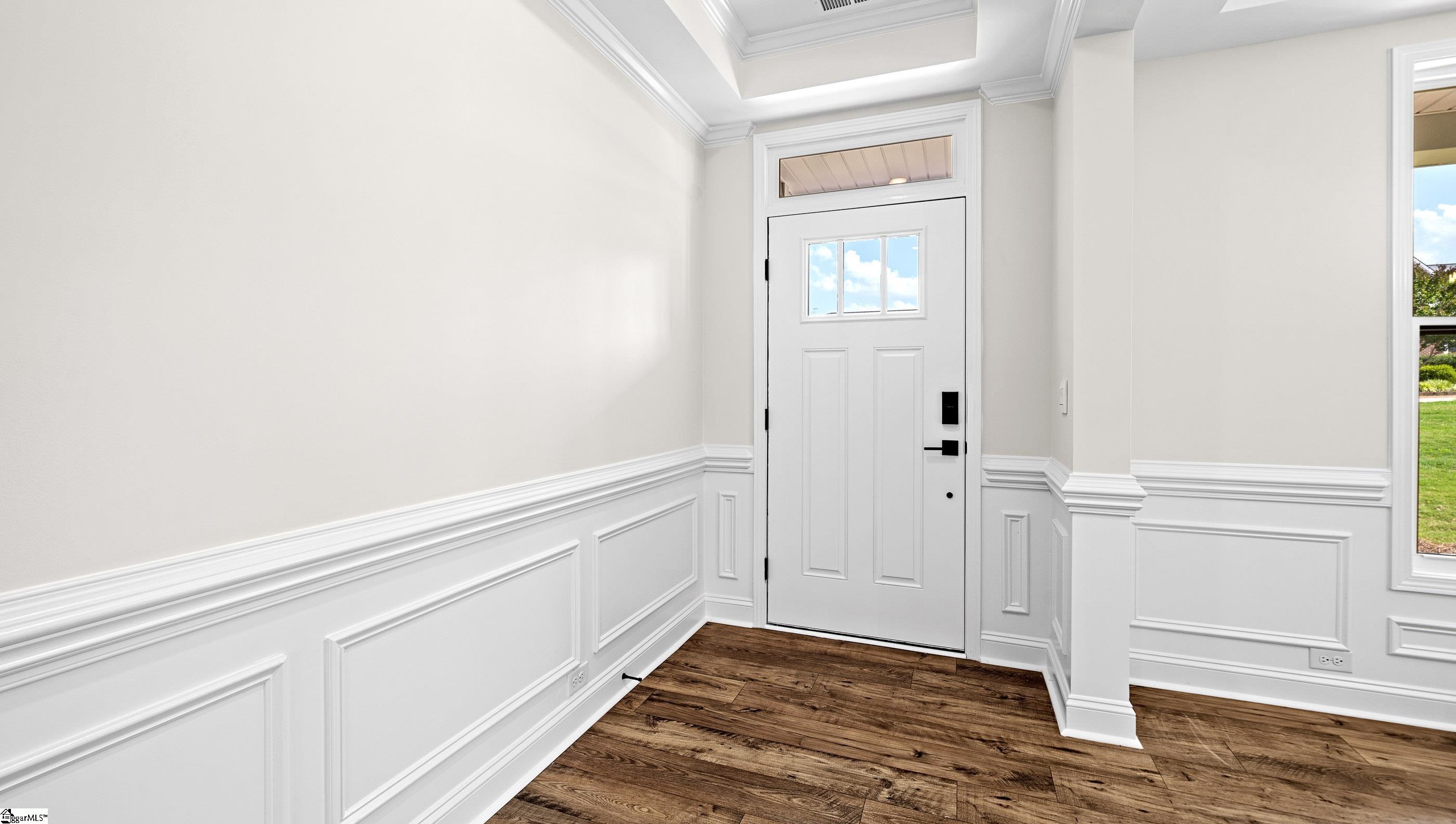 304 Oakmonte Circle Greenwood, SC 29649 - Photo 7 of 47