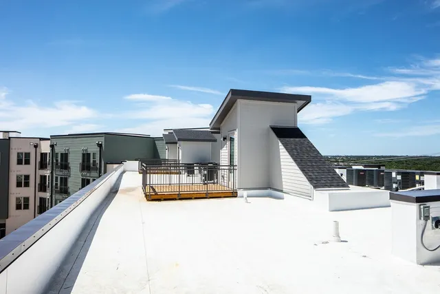 $2,499 | 3100 Scofield Ridge Parkway, Unit 1324, Austin, TX 78727