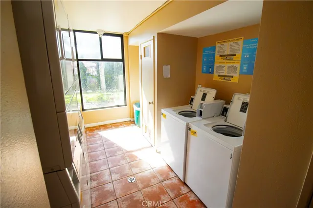 a view of a street with house