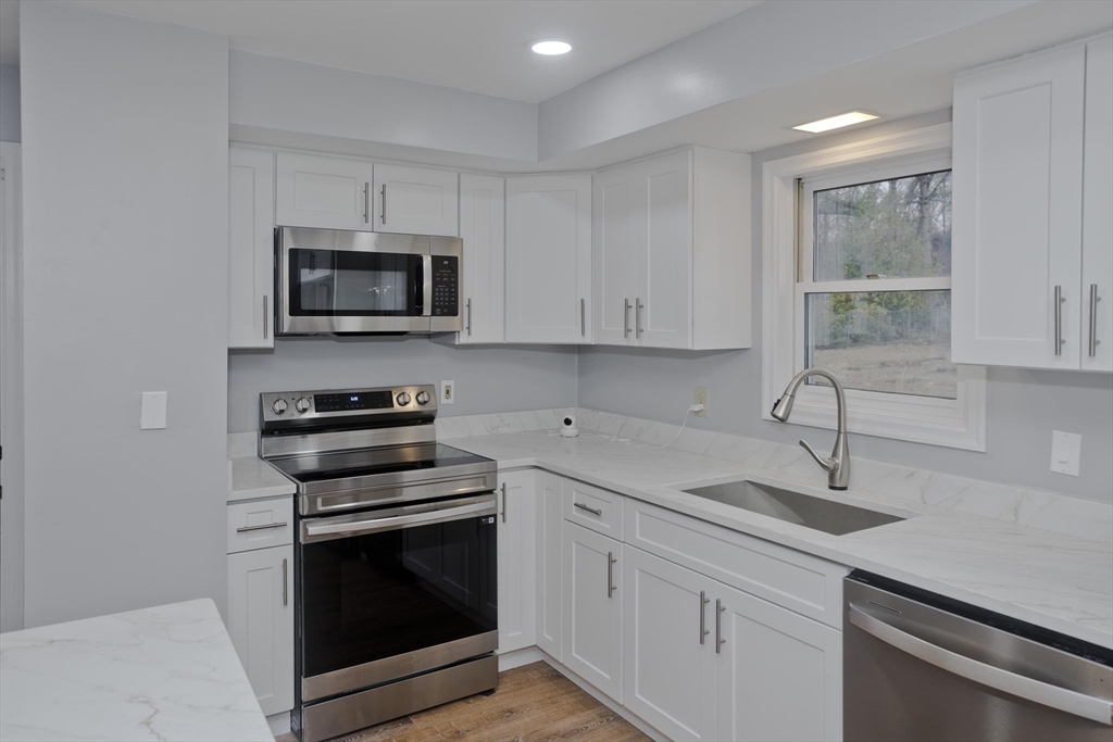 3075 Boston Road Wilbraham, MA 01095 - Photo 3 of 42