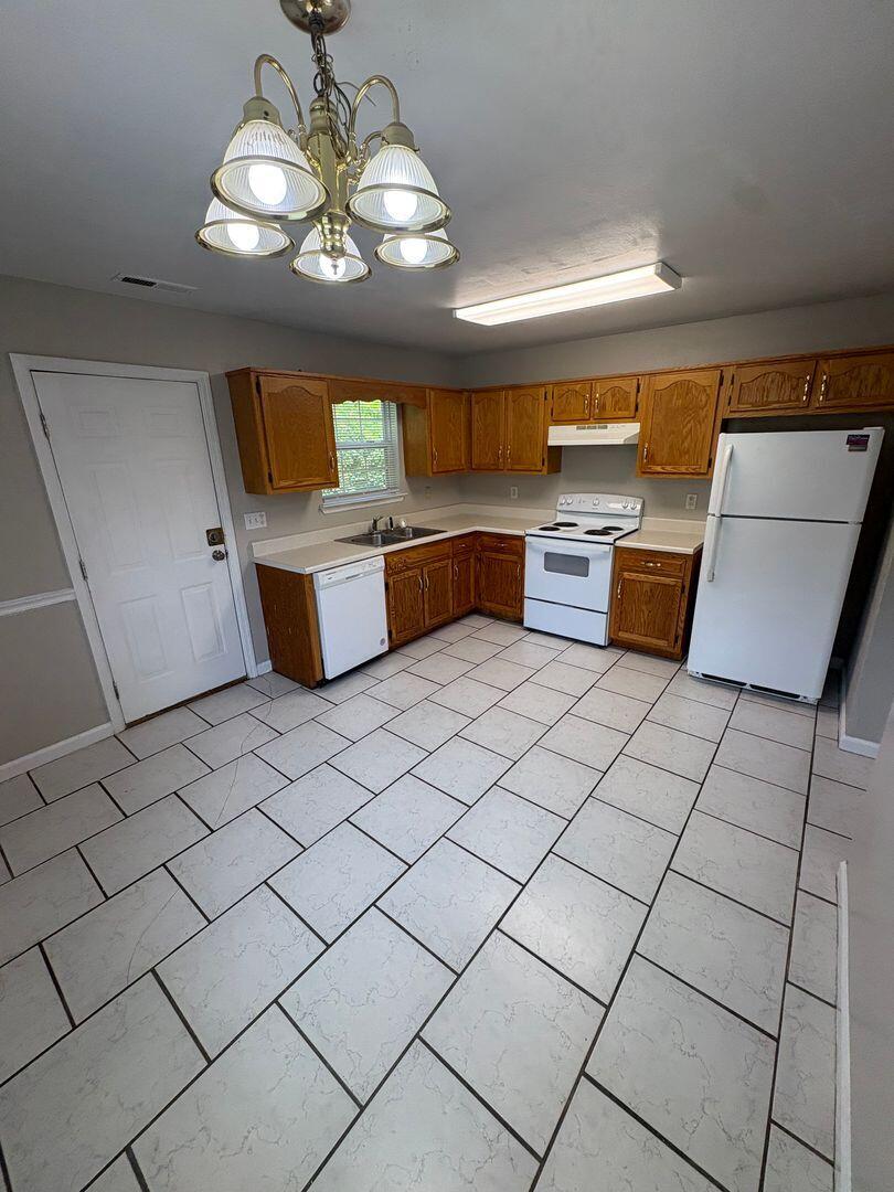 1106 Car Line Road, Unit B Rossville, GA 30741 - Photo 38 of 48 57837598_large