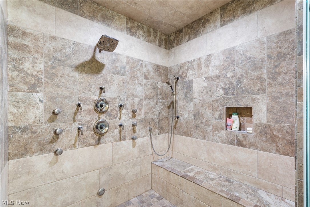 22840 Buck Road Alliance, OH 44601 - Photo 11 of 36 Bathroom with a tile shower