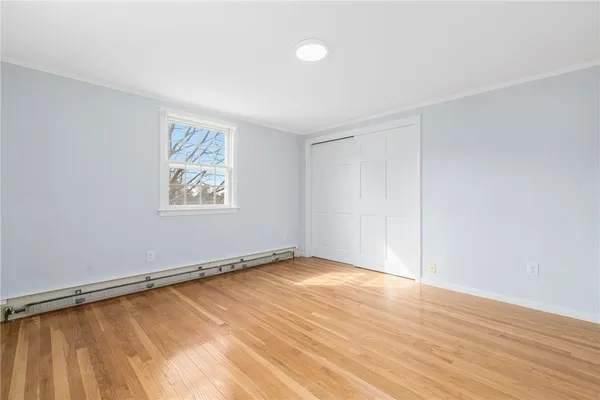$4,500 | 4 Longmeadow Avenue, Middletown, RI 02842