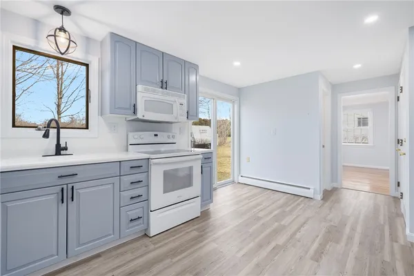 $4,500 | 4 Longmeadow Avenue, Middletown, RI 02842