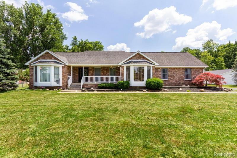 26429 Inkster Road Flat Rock, MI 48134 - Photo 1 of 93 Gallery Image 1