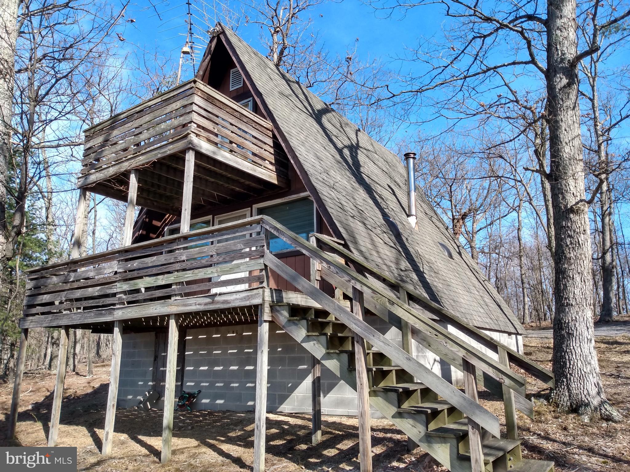 2562 Timber Ridge Road Berkeley Springs, WV 25411 - Photo 2 of 3