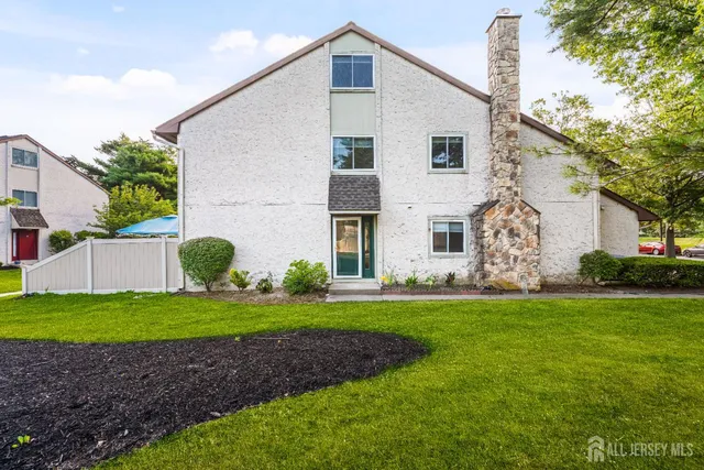 $699,000 | 99 Thoreau Drive, Plainsboro, NJ 08536