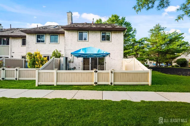 $699,000 | 99 Thoreau Drive, Plainsboro, NJ 08536