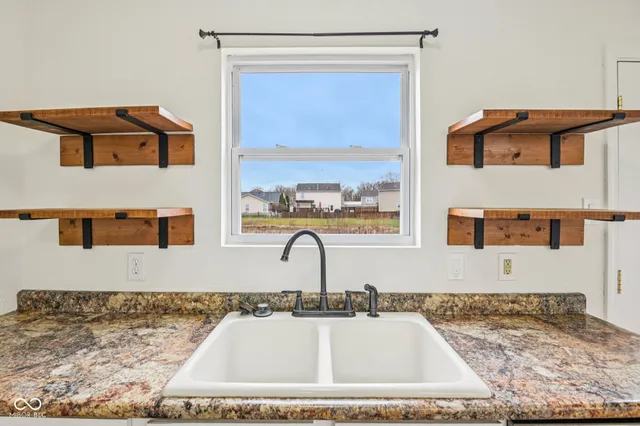 $219,000 | 10881 Mansfield Way, Ingalls, IN 46048