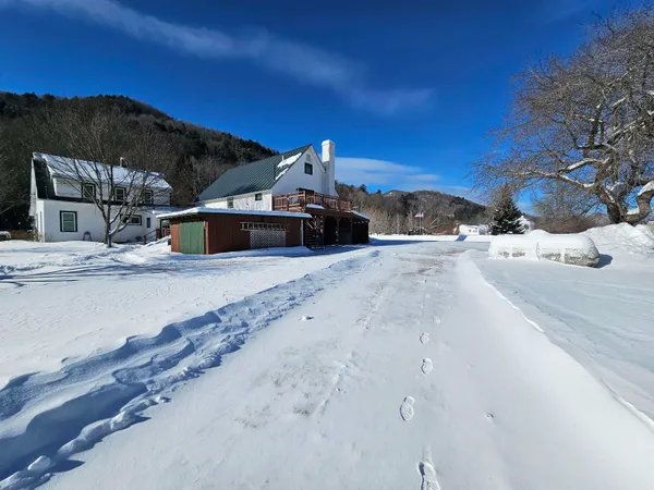 $1,000,000 | 919 A Vermont Rte 100, Hancock, VT 05748
