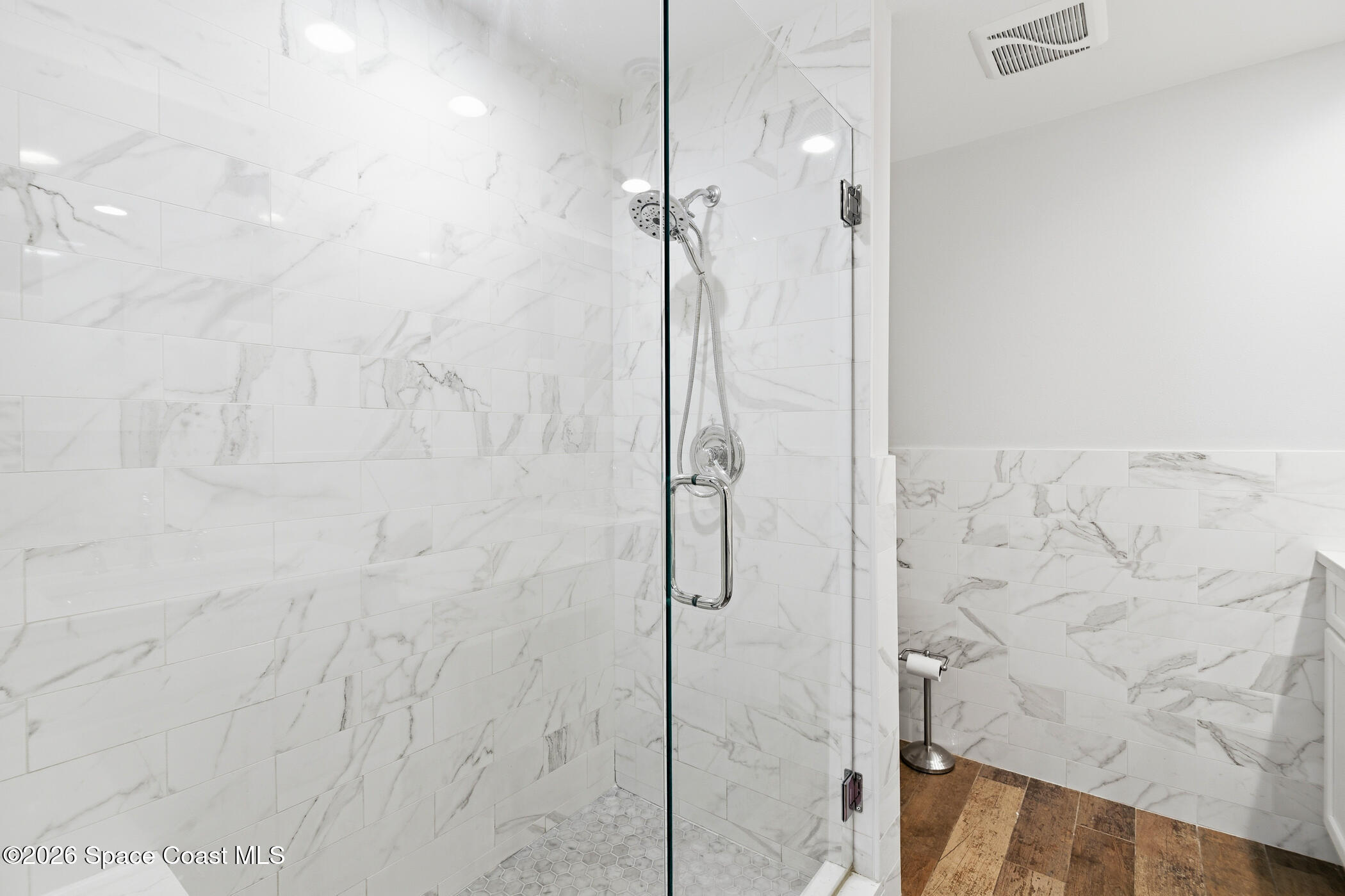 2885 Turtle Mound Road Melbourne, FL 32934 - Photo 45 of 77 2nd Owner's Suite Ensuite