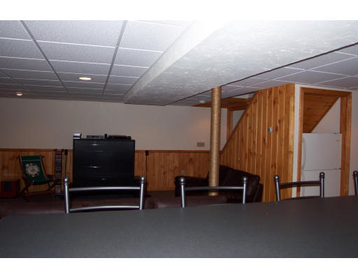53 Smith Road Charlton, MA 01507 - Photo 13 of 14 Gallery Image 13