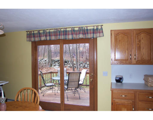 53 Smith Road Charlton, MA 01507 - Photo 4 of 14 Gallery Image 4