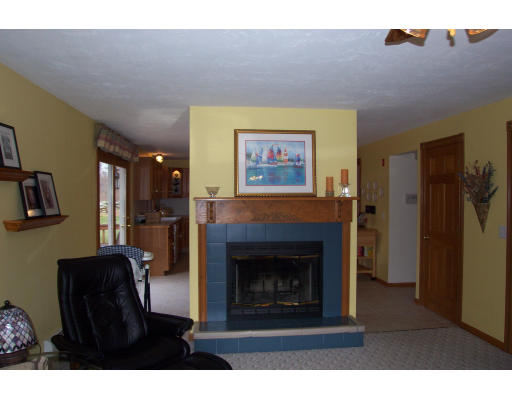 53 Smith Road Charlton, MA 01507 - Photo 7 of 14 Gallery Image 7