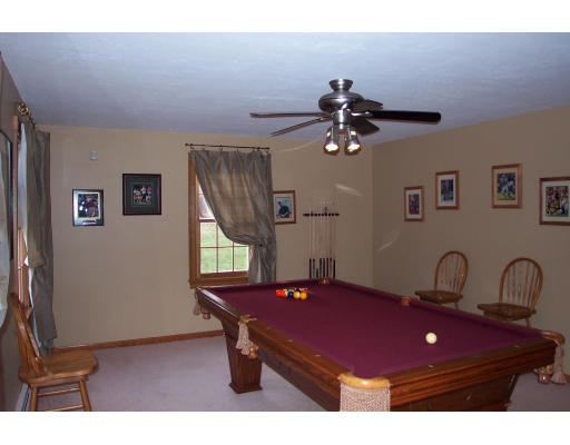 53 Smith Road Charlton, MA 01507 - Photo 8 of 14 Gallery Image 8
