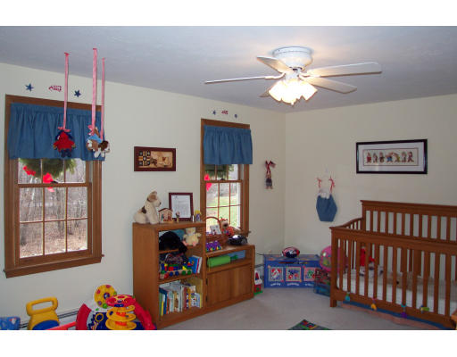 53 Smith Road Charlton, MA 01507 - Photo 10 of 14 Gallery Image 10