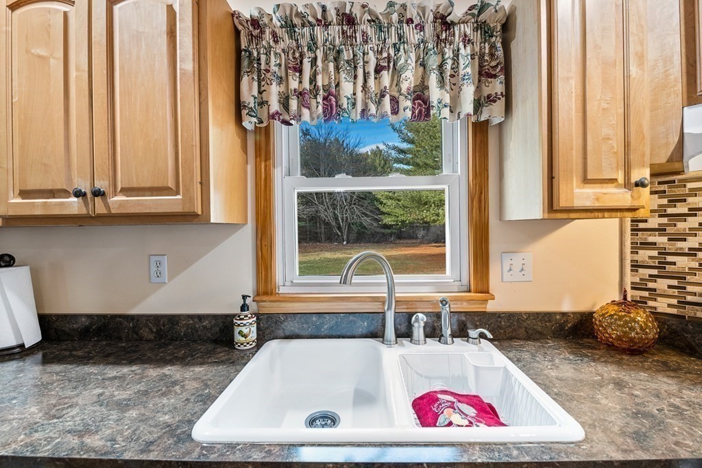 220 Hampshire Road Methuen, MA 01844 - Photo 25 of 40 Gallery Image 25