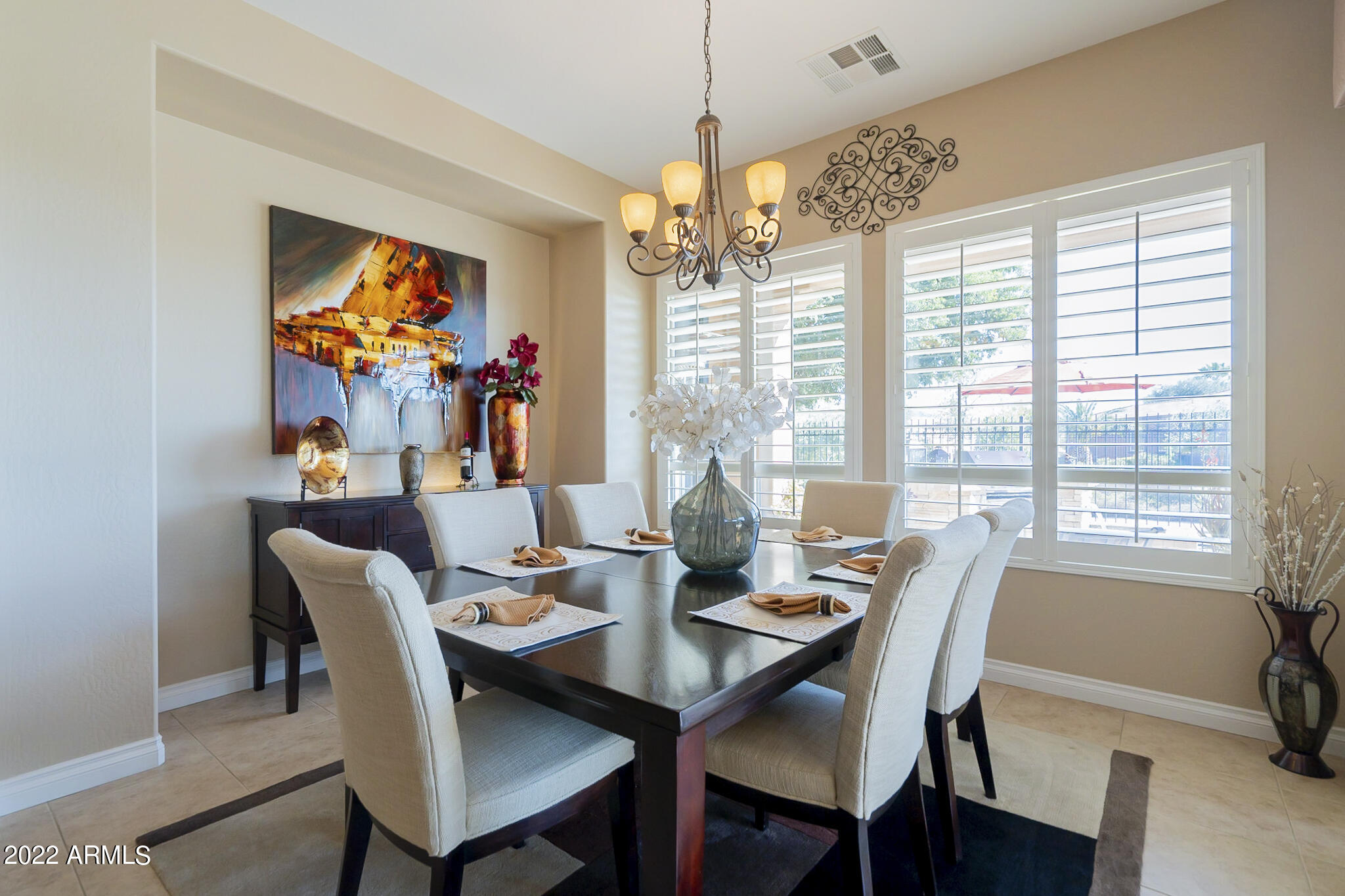1611 East Grand Ridge Road Queen Creek, AZ 85140 - Photo 23 of 84 Dining