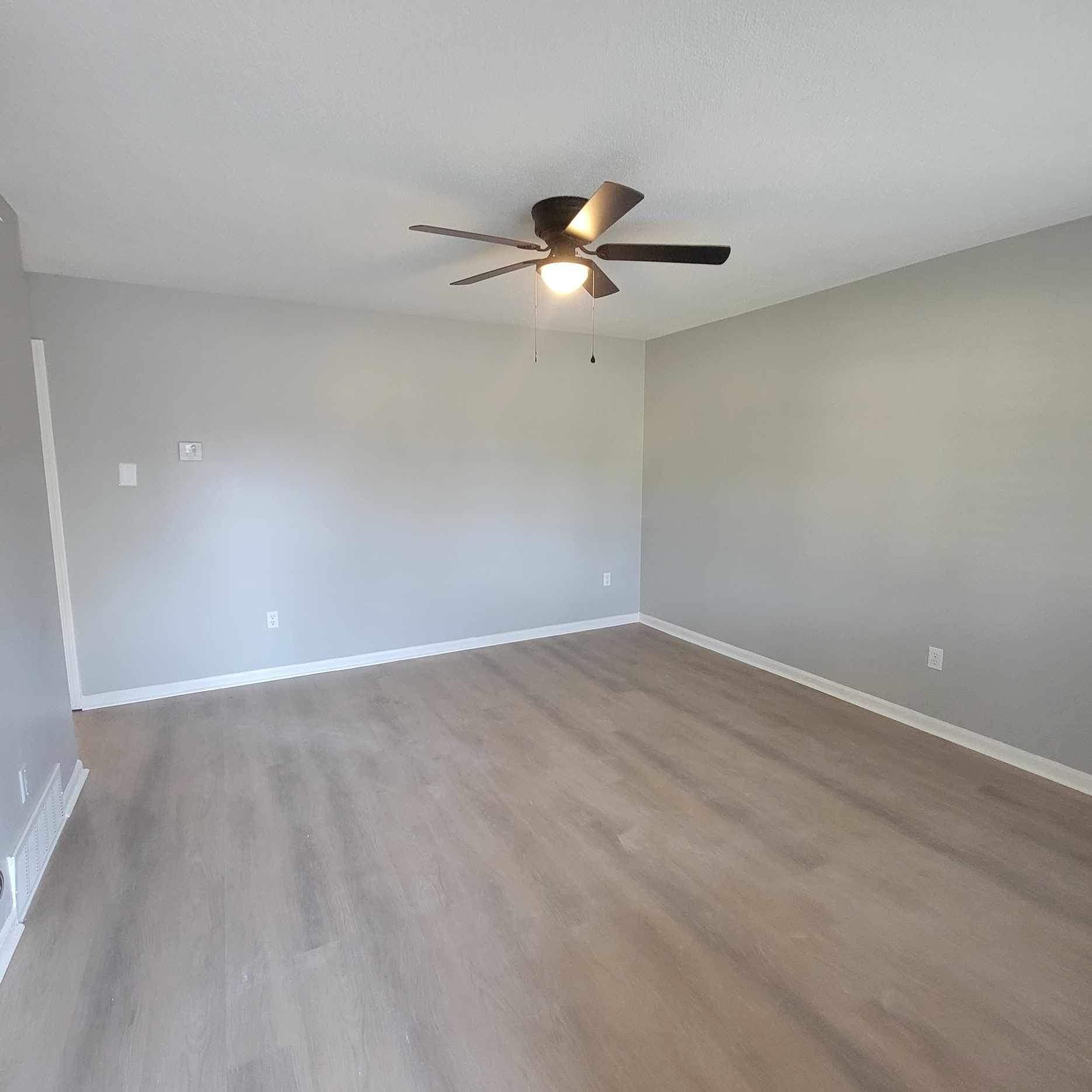 222 Pickett Road Memphis, TN 38109 - Photo 7 of 8 a view of an empty room