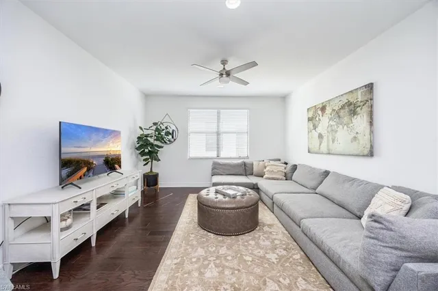 $1,775,000 | 13905 Luna Drive, Naples, FL 34109