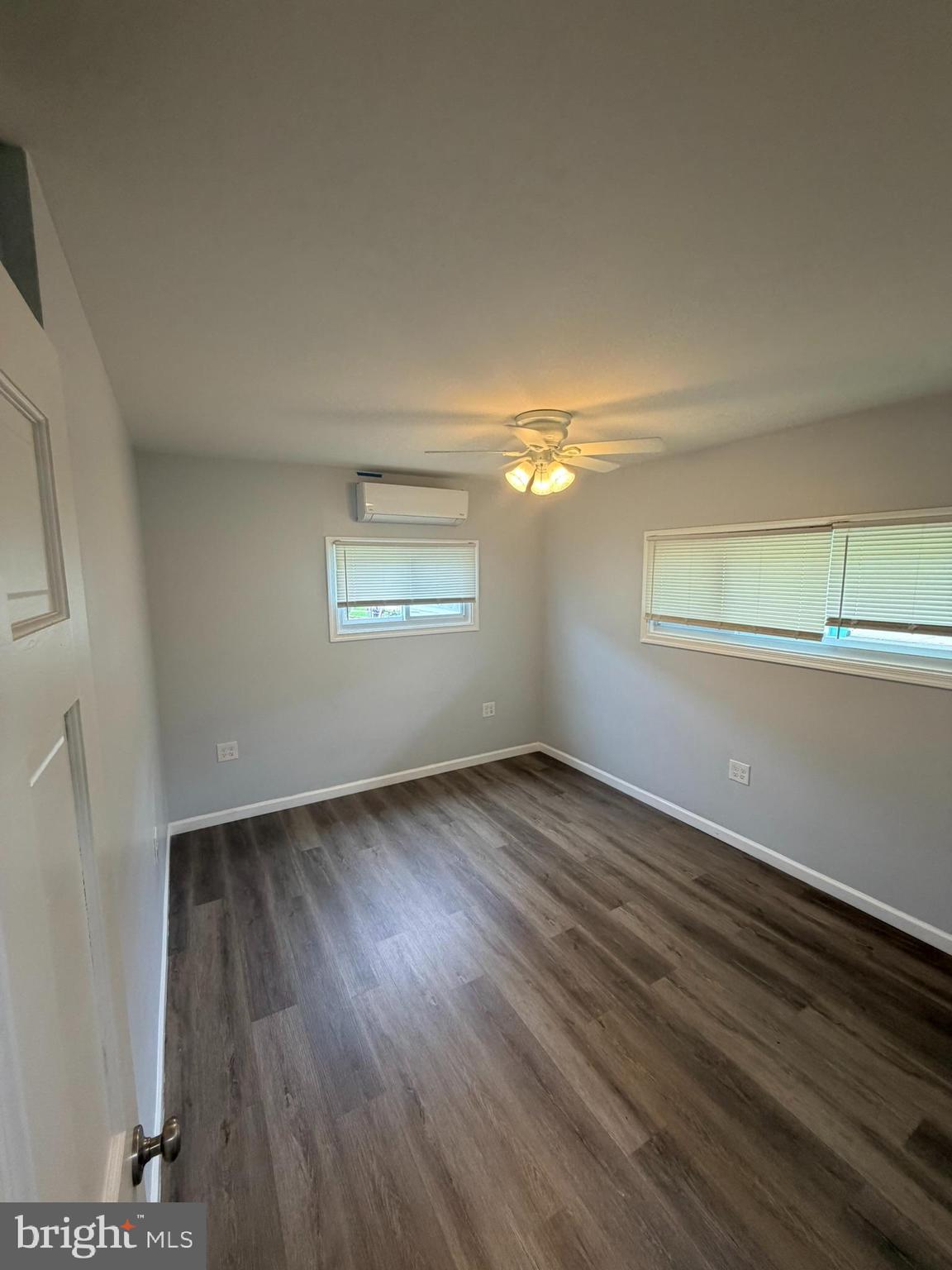 89 Timber Lane Levittown, PA 19054 - Photo 8 of 12