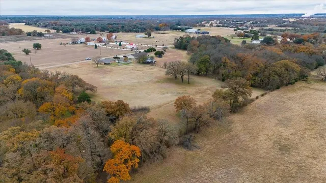 $349,000 | 179 Hcr 2116, Whitney, TX 76692