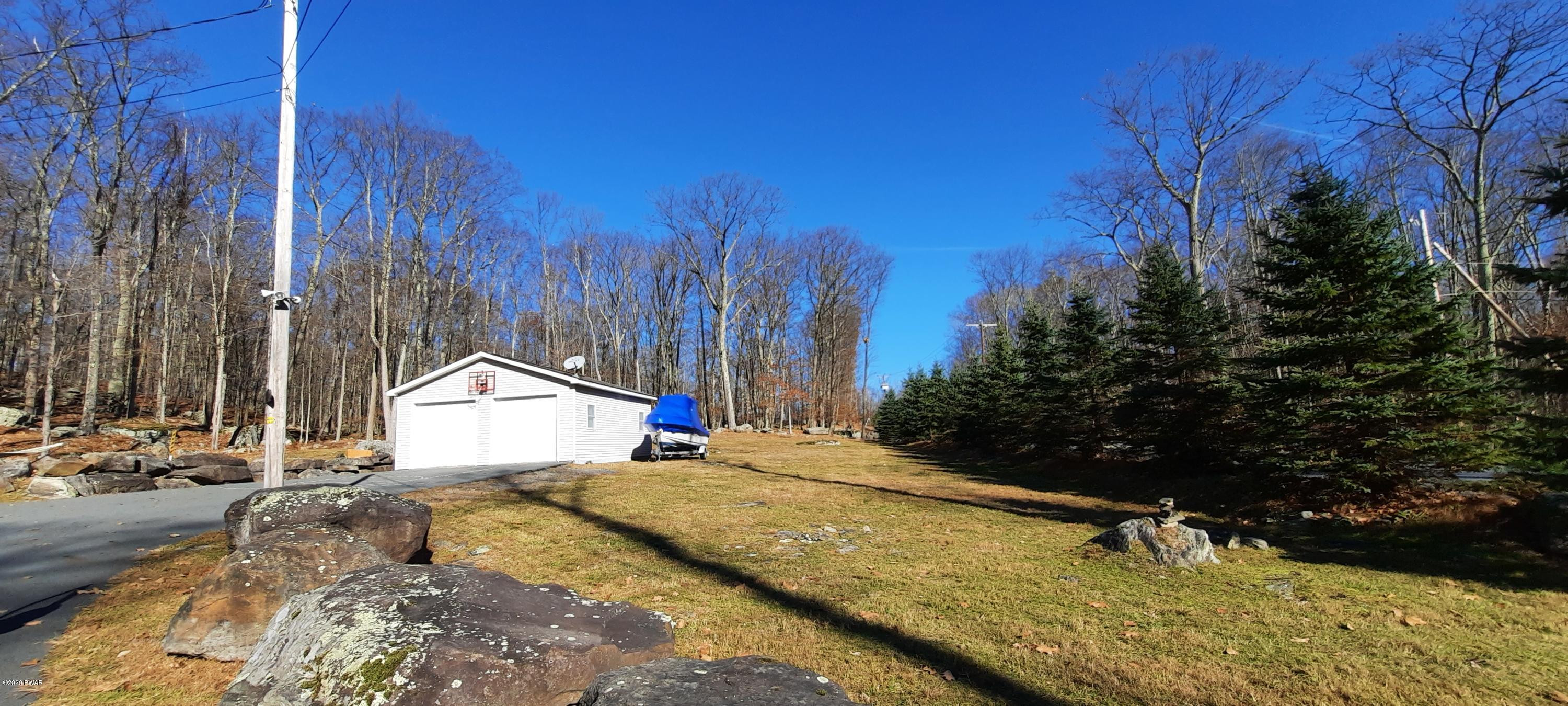 380 Daniels Road Hawley, PA 18428 - Photo 6 of 42
