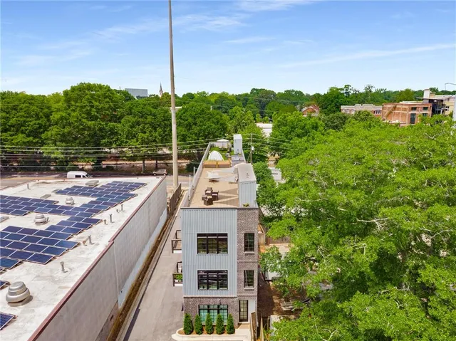 a view of building with outdoor space