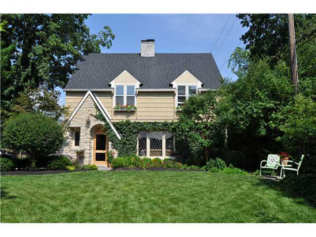 2576 Coventry Road Upper Arlington, OH 43221 - Photo 1 of 21