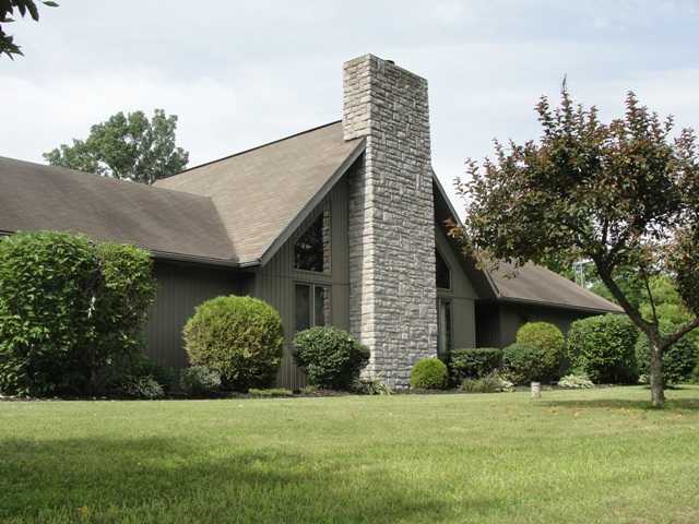 8915 Neer Road Mechanicsburg, OH 43044 - Photo 2 of 19