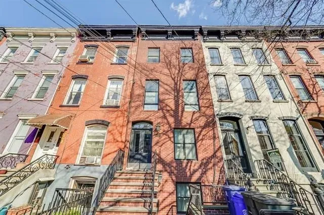 $2,544 | 219 Garden Street, Unit 2, Hoboken, NJ 07030