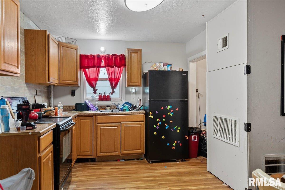 1025 North 15th Street Springfield, IL 62702 - Photo 5 of 6
