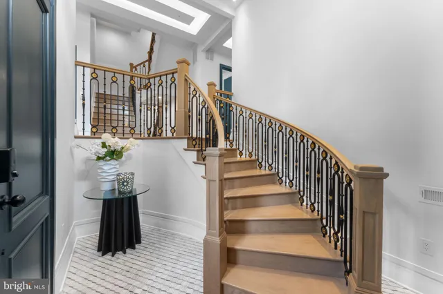 $3,595,000 | 3819 Albemarle Street Northwest, Washington, DC 20016