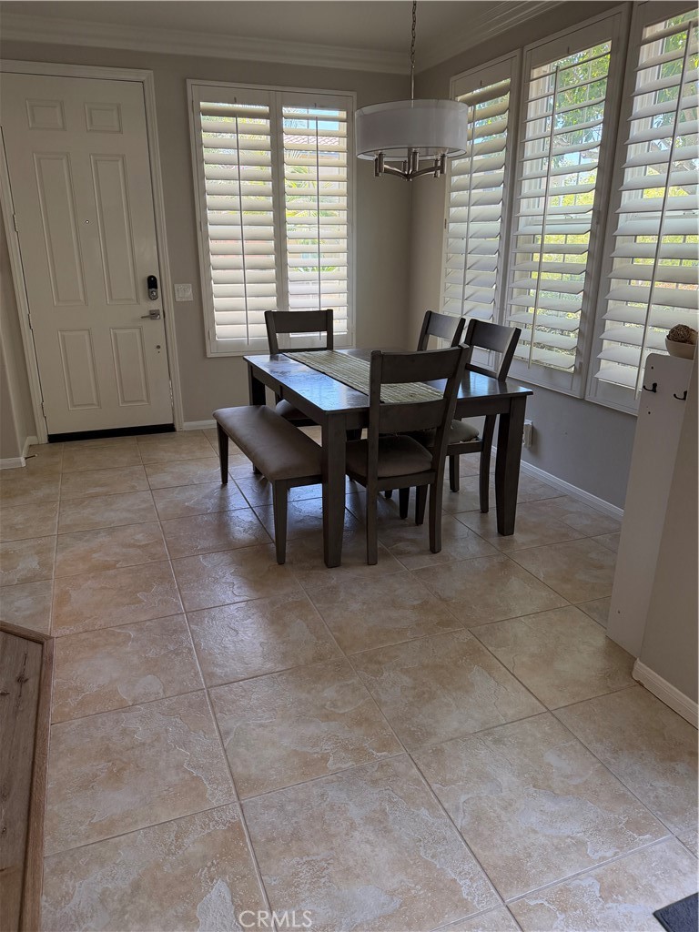 6 Snapdragon Street Ladera Ranch, CA 92694 - Photo 6 of 39 Dining room