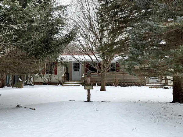 $215,000 | 5750 Snay Road, Palms, MI 48465