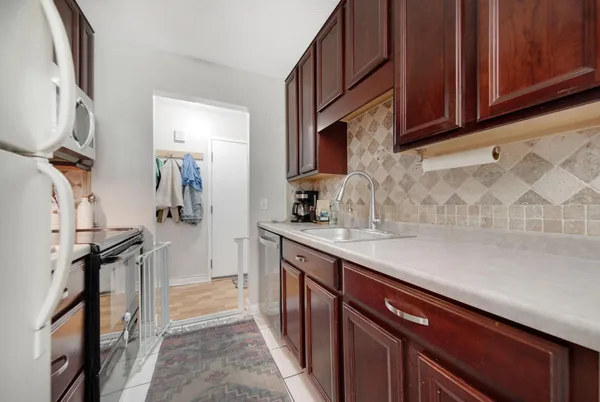 $105,000 | 12846 Nicollet Avenue, Unit 202, Burnsville, MN 55337