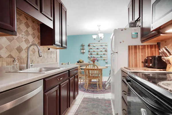 $105,000 | 12846 Nicollet Avenue, Unit 202, Burnsville, MN 55337