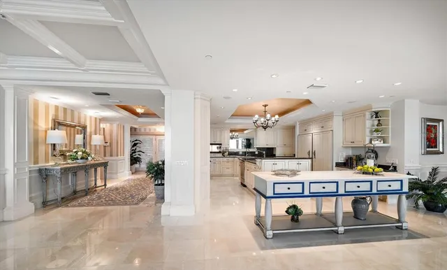 $3,400,000 | 3 Seaside Lane, Unit 601, Belleair, FL 33756