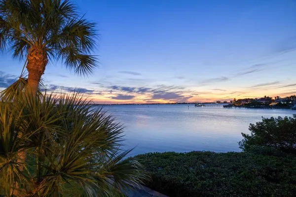 $3,400,000 | 3 Seaside Lane, Unit 601, Belleair, FL 33756
