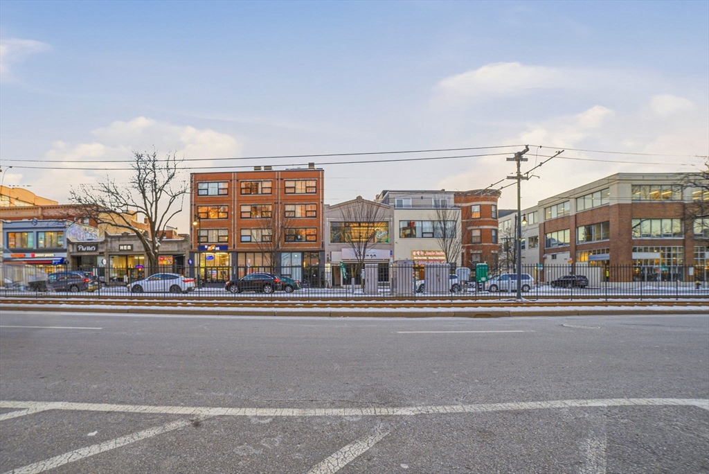 1035 Commonwealth Avenue, Unit 504 Boston, MA 02215 - Photo 16 of 18