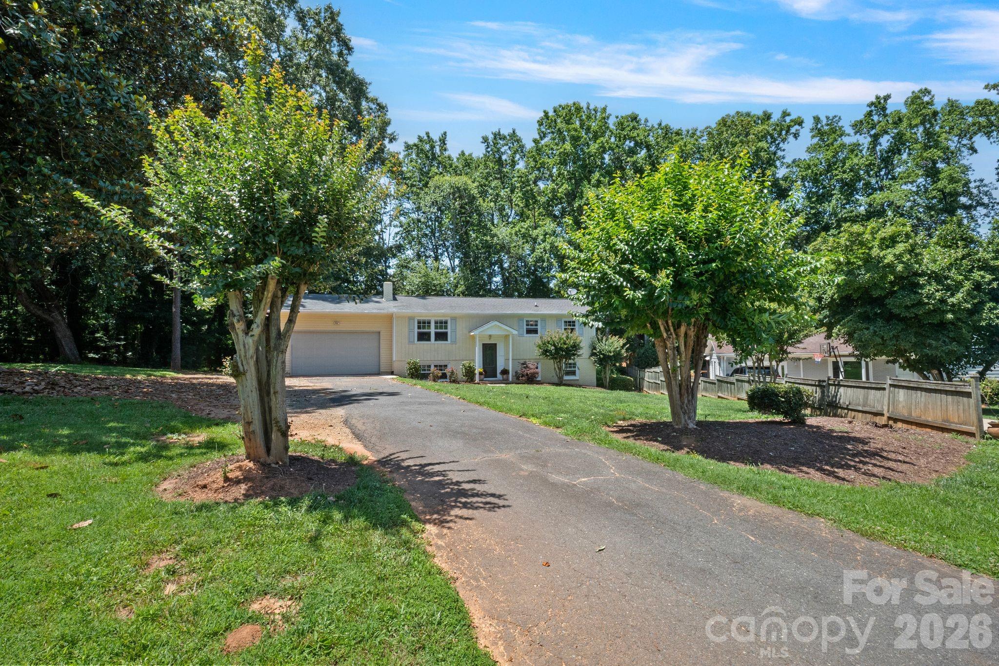 137 Hiram Road Mooresville, NC 28117 - Photo 3 of 34