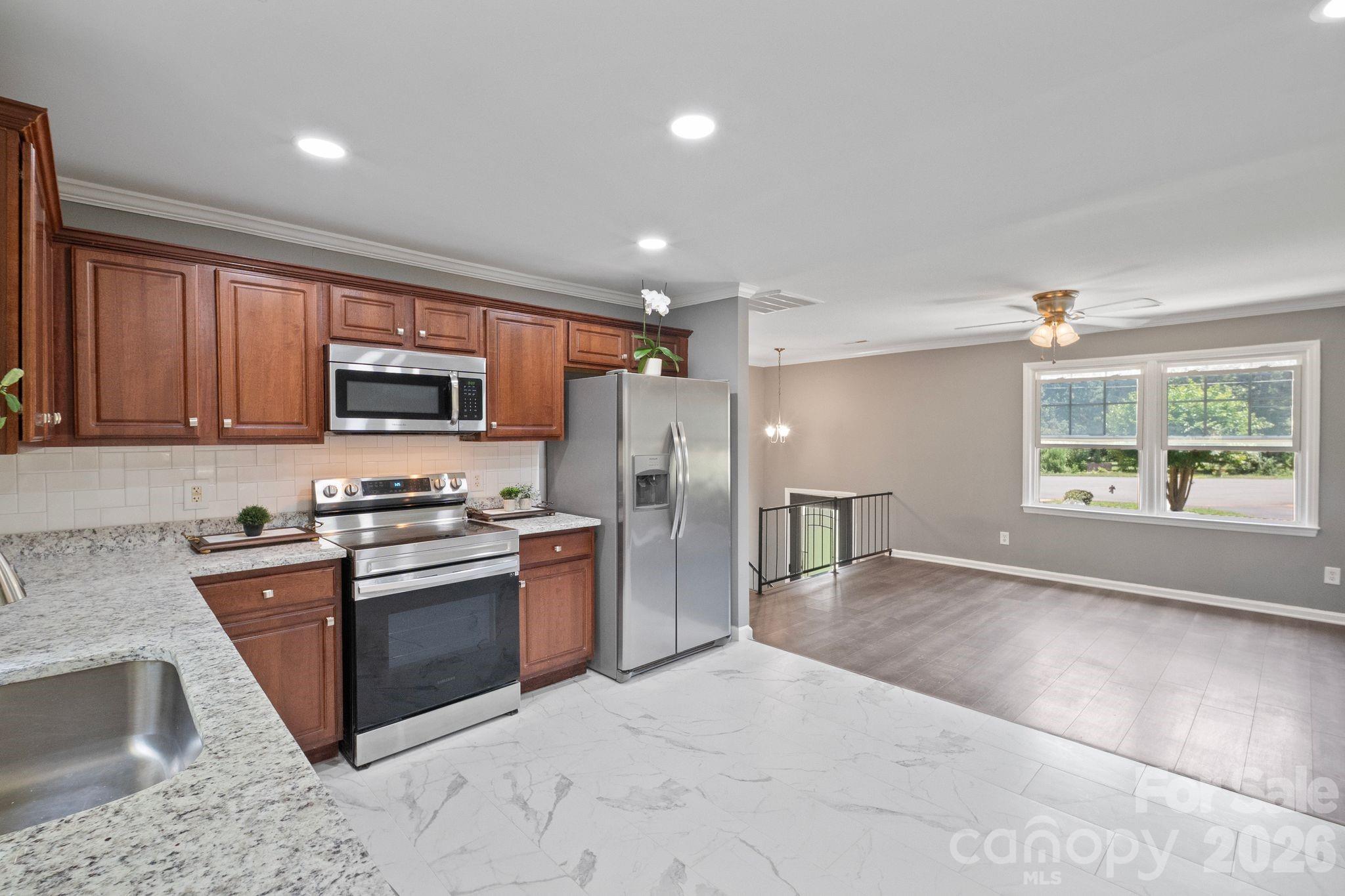 137 Hiram Road Mooresville, NC 28117 - Photo 6 of 34
