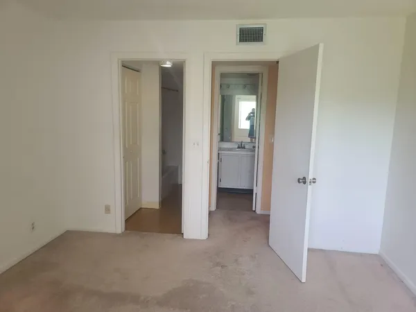 $1,500 | 317 Knotty Pine Circle, Unit A2, Greenacres, FL 33463