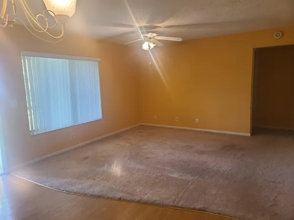 $1,500 | 317 Knotty Pine Circle, Unit A2, Greenacres, FL 33463