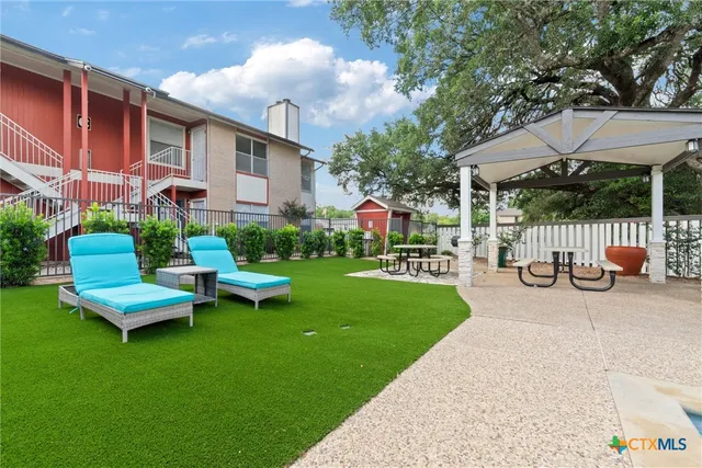 $1,150 | 205 Craddock Avenue, Unit C1, San Marcos, TX 78666